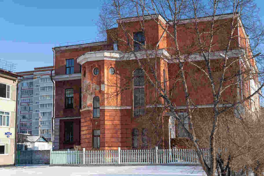 Здание факультета педагогики и психологии БГПУ сегодня