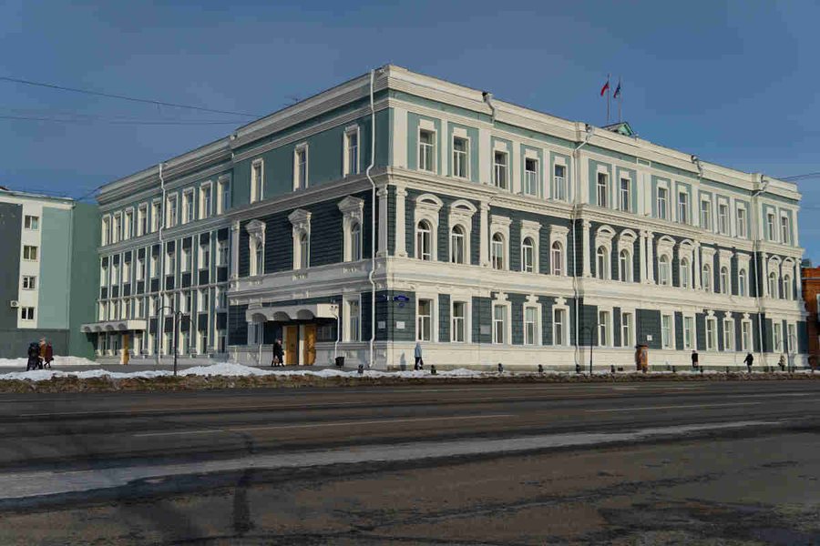 Здание администрации Благовещенска сегодня