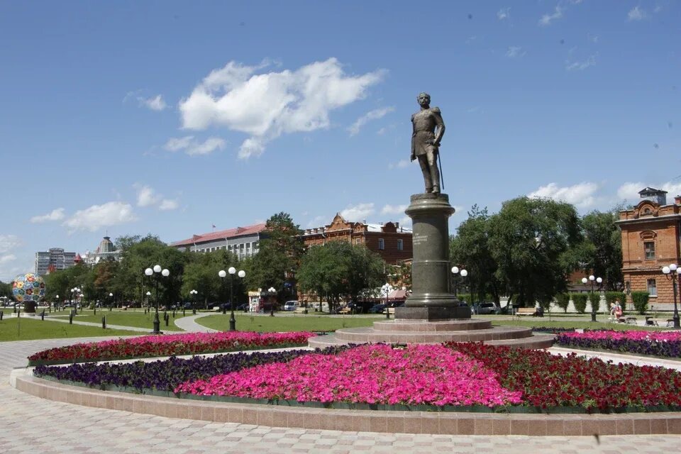 Памятник Муравьёву-Амурскому в Благовещенске